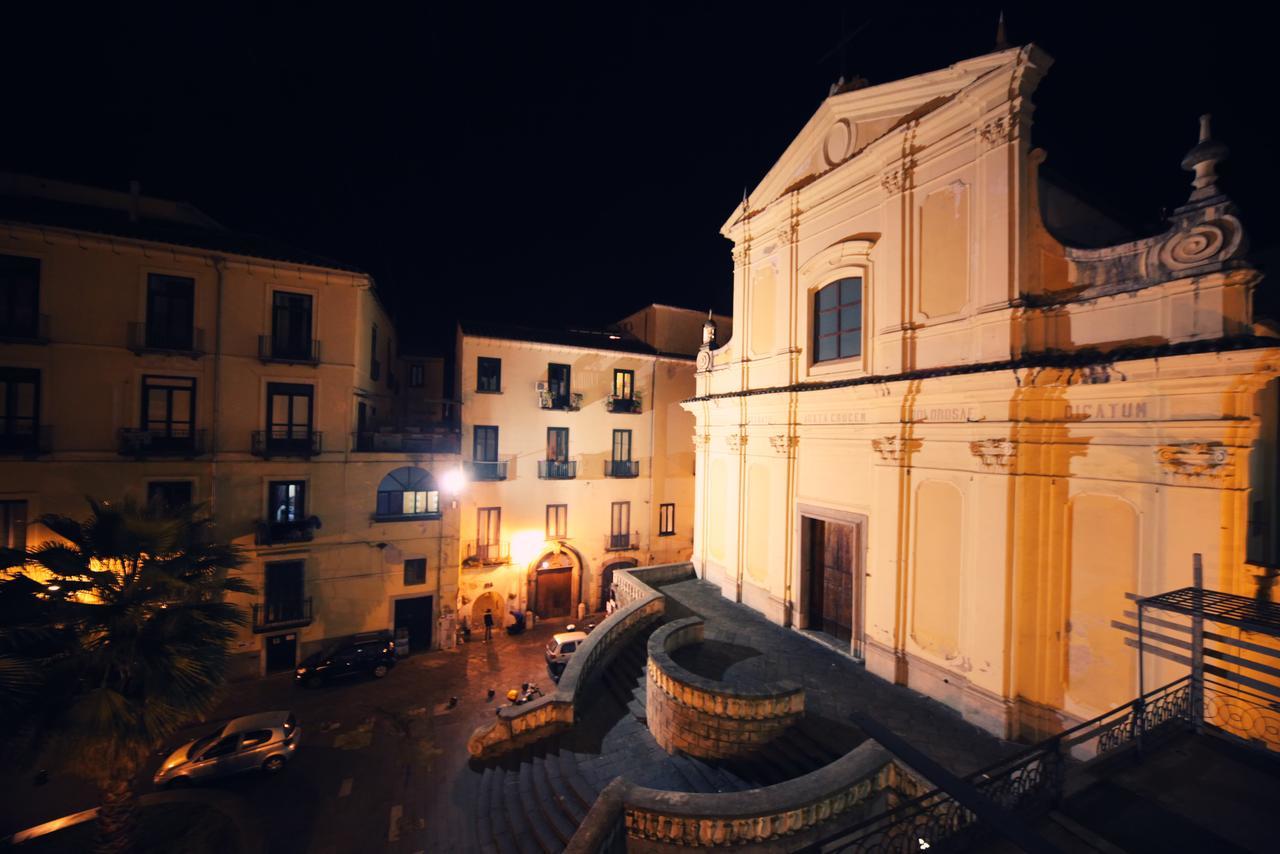 Le Mulieres Apartment Salerno Exterior photo